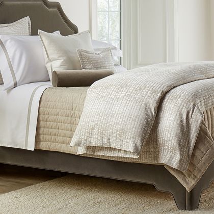 Tatum By Legacy Home Bed Scarf