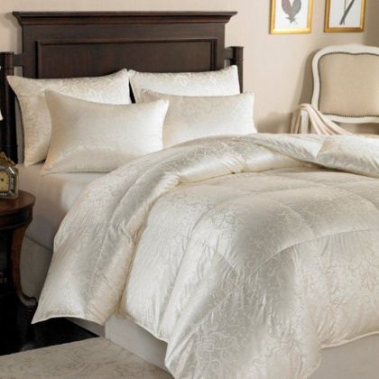 Eliasa Canadian Comforters by Downright