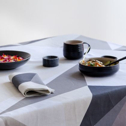 Diamond Table Linens By Huddleson