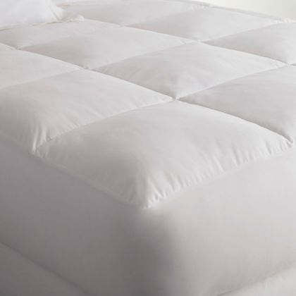 Alternative Down Mattress Pads By Peacock Alley