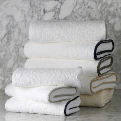 Matouk Cairo Towels Bath Towel / white/linen