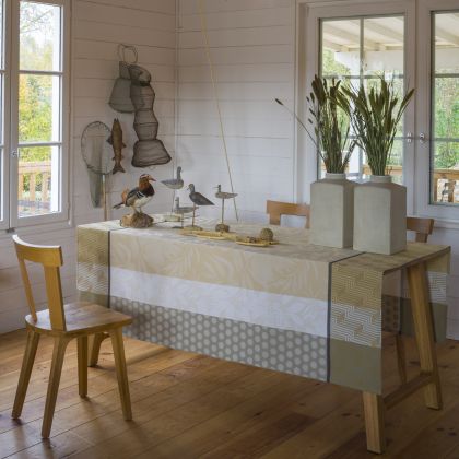 Nature Urbaine Table Linen by Le Jacquard Francais Runner